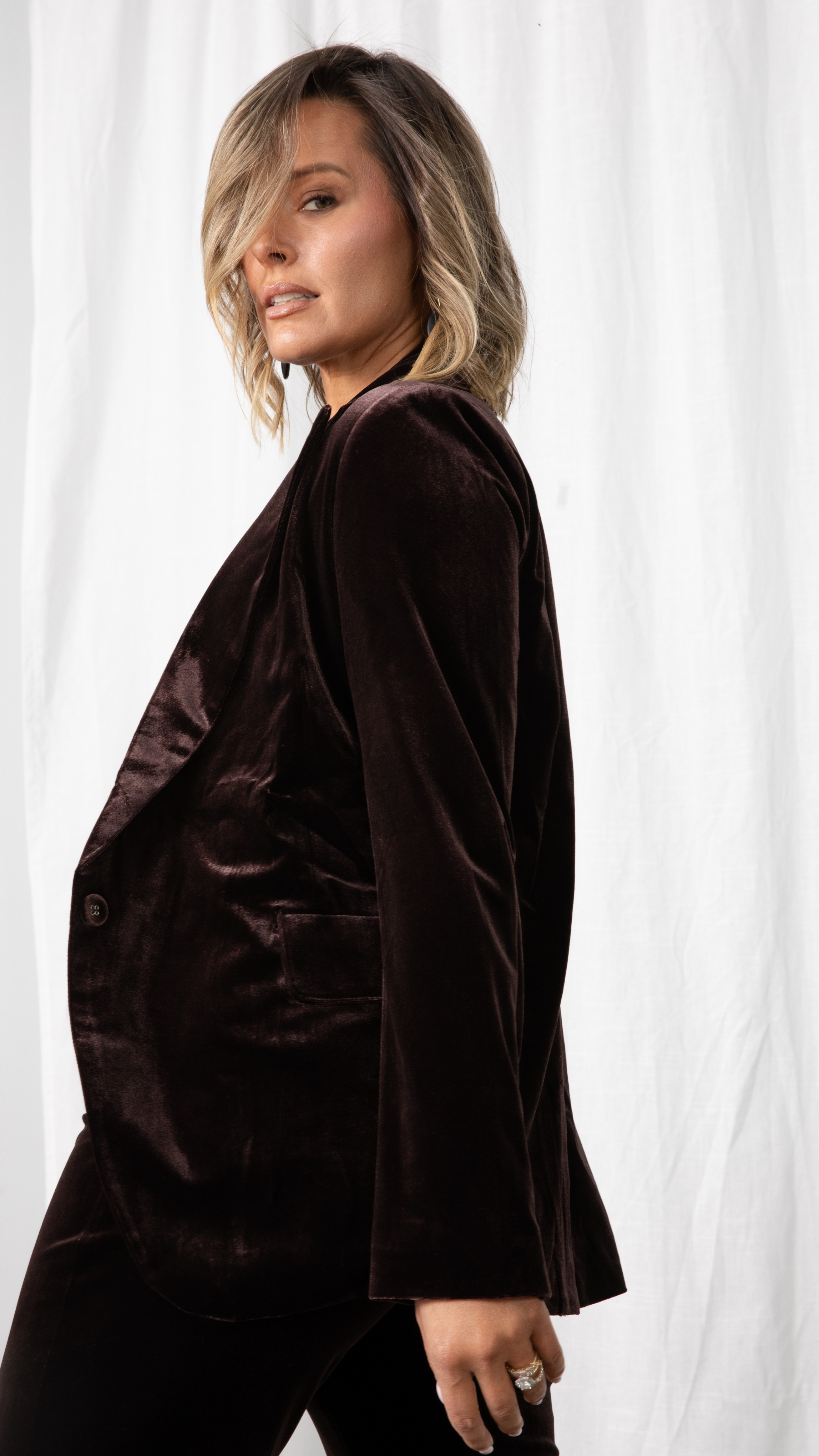 Alessandra Stretch Velvet Blazer - Chocolate