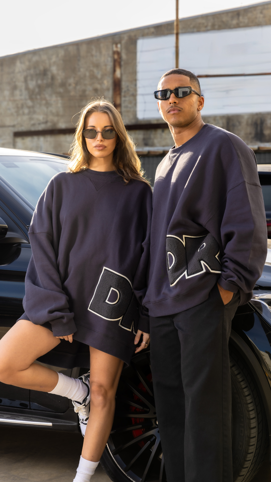 DRYP Charli Oversized Unisex Crew - Obsidian Black