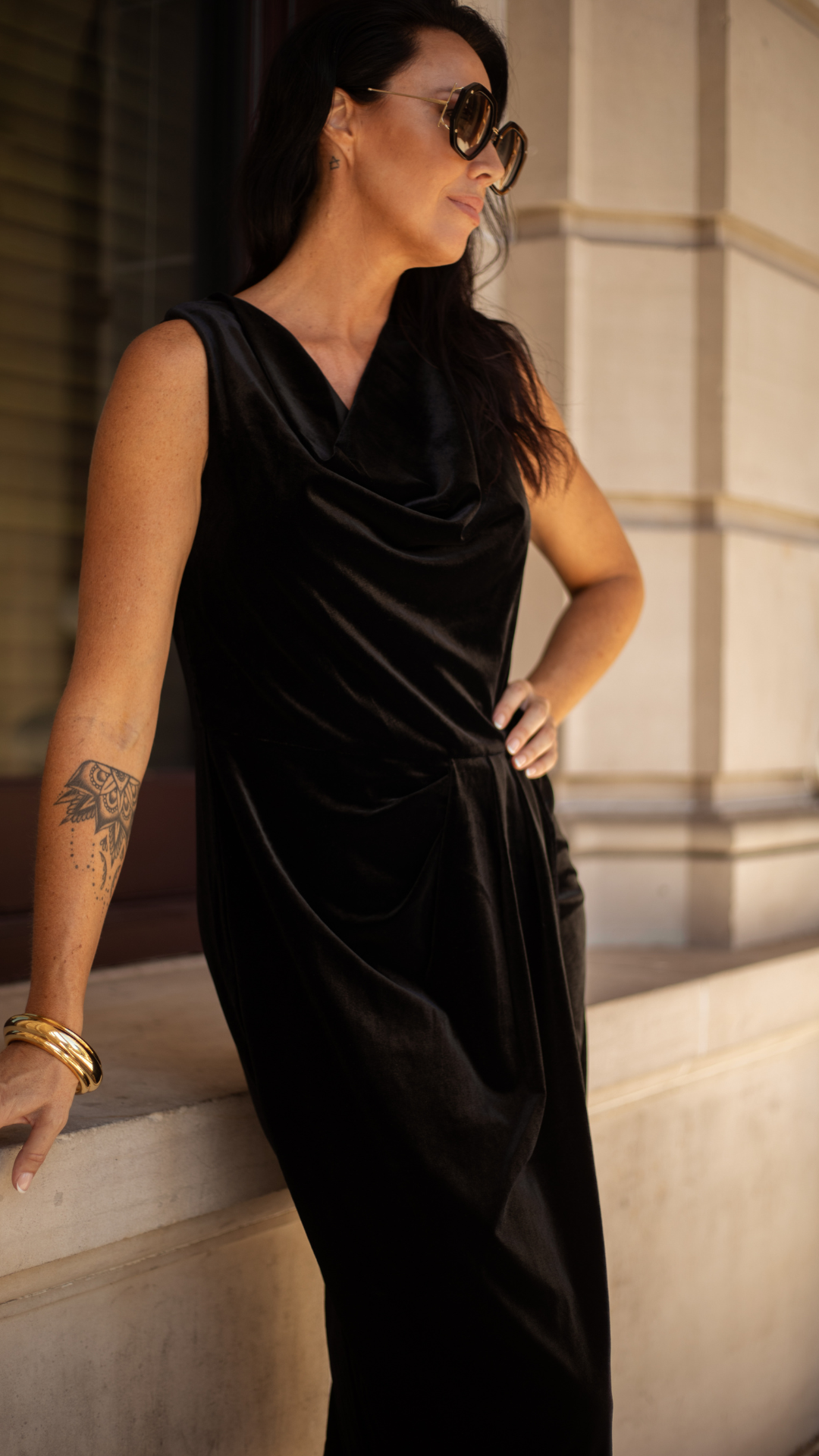 Emma Stretch Velvet Dress - Black