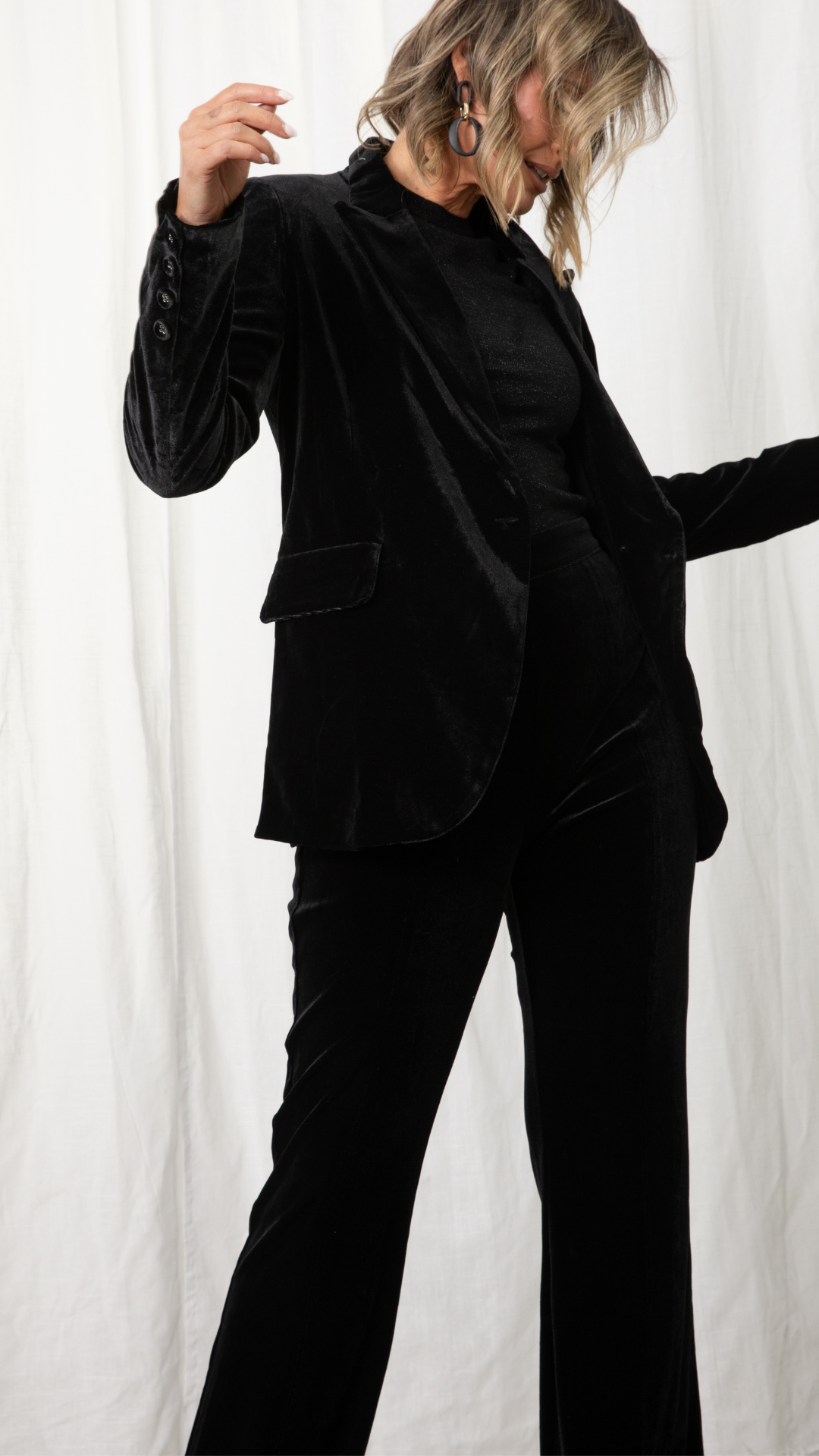 Alessandra Stretch Velvet Blazer - Black