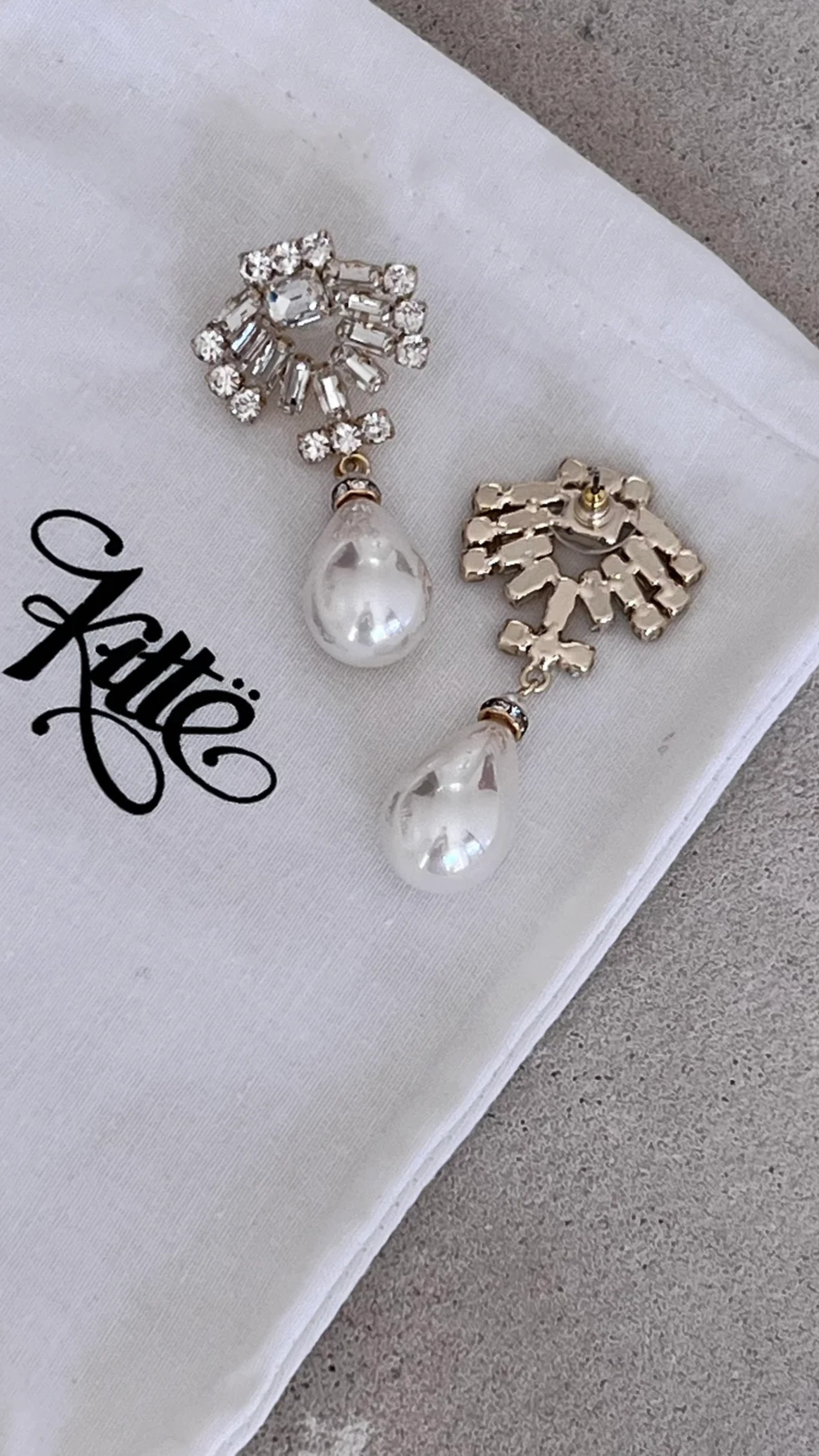 Kitte Forever Pearl Earrings - Gold