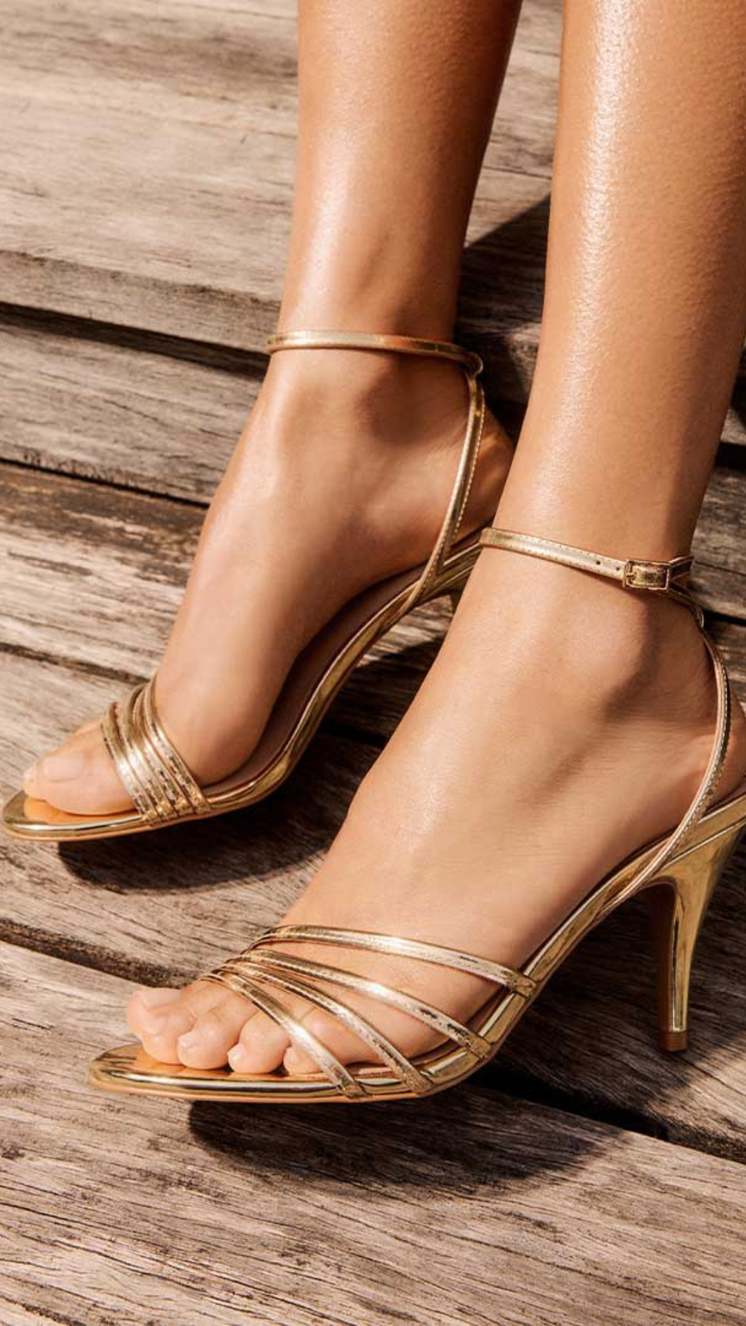 Lana Wilkinson - Chelsea Sandal Gold