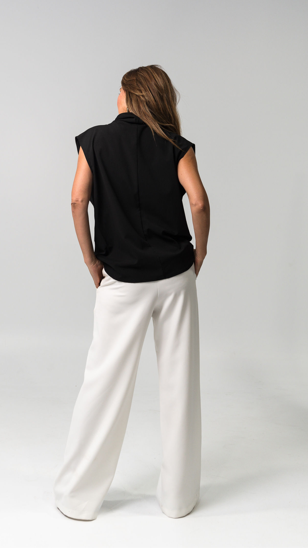 Chelsea Flowing Top - Black